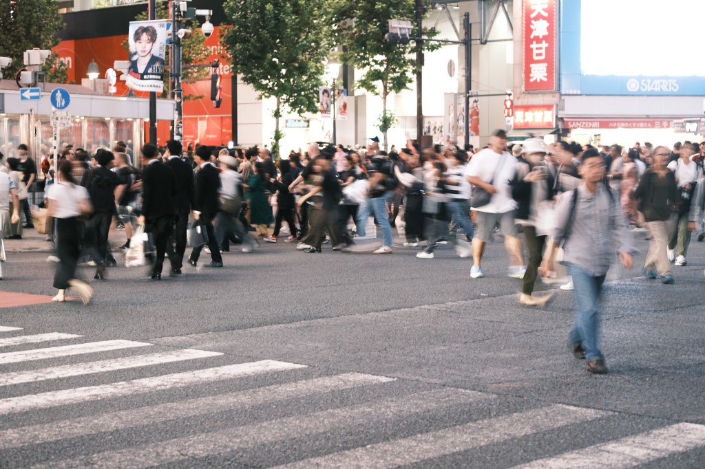 l'attraversamento pedonale più congestionato al mondo 
