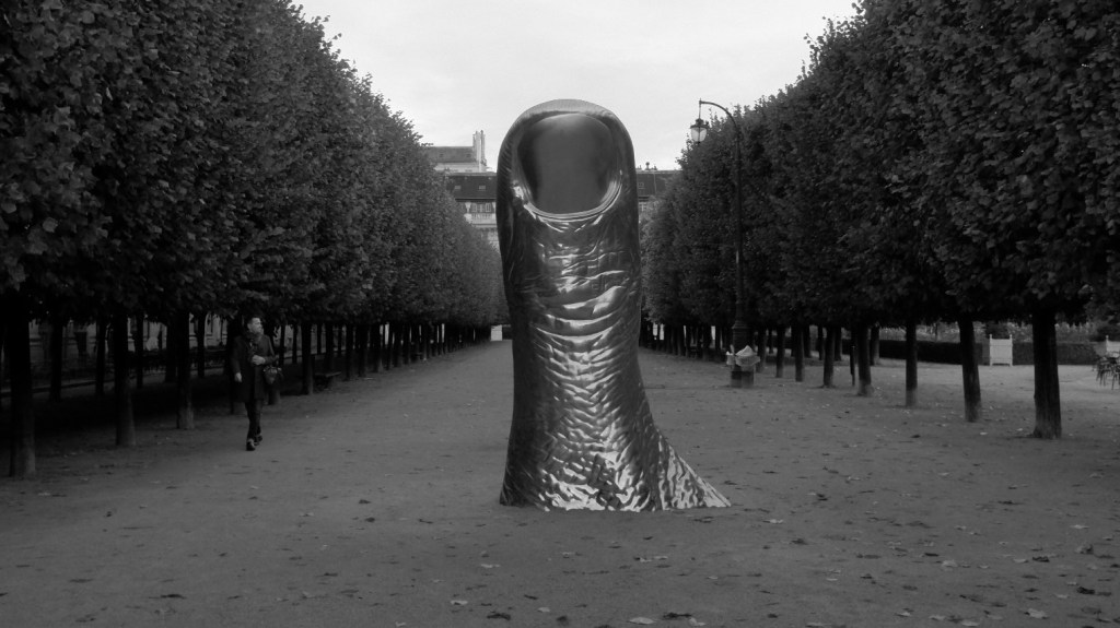 La Pouce, César - installation - PAris 